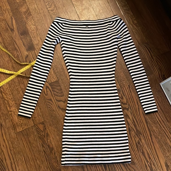Guess Black and White Striped Long Sleeve Off the Shoulder Dress - Picture 4 of 5